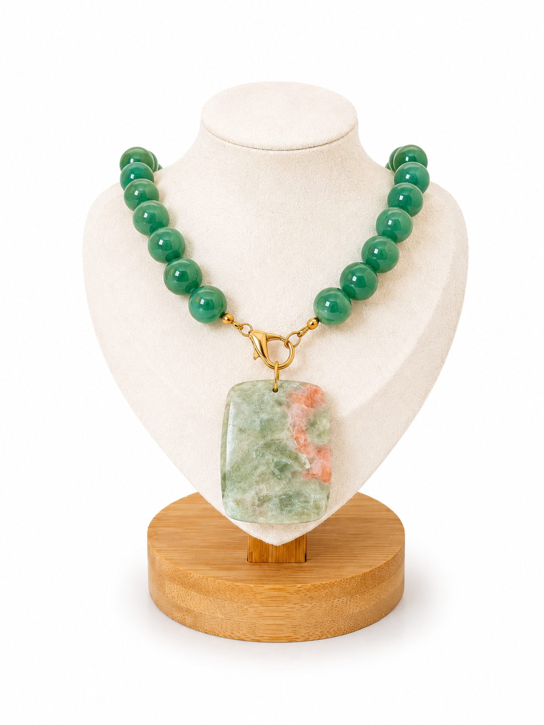 Collar de Ágata verde con colgante de Serpentina