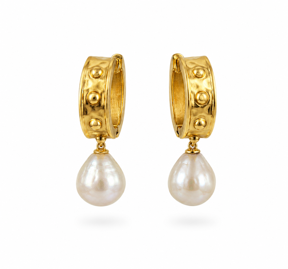 Pendientes de Latón con baño de oro y perlas